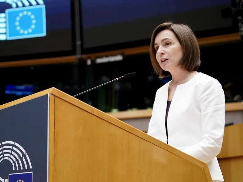 Apel de la Maia Sandu către moldovenii cu drept de vot : „Să protejăm ce a câştigat România”