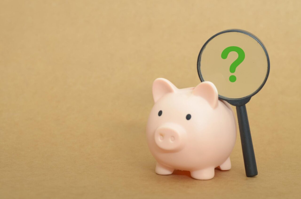 Ai 10.000 de lei disponibili: îi pui în avans, îi rambursezi anticipat sau îi păstrezi ca rezervă?