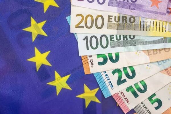 Cristian Popa: BNR este pregătită pentru euro, dar aderarea cere un efort mai mare